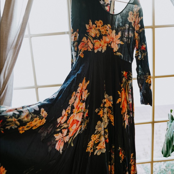 Free People Dresses & Skirts - Free people first kiss dress
